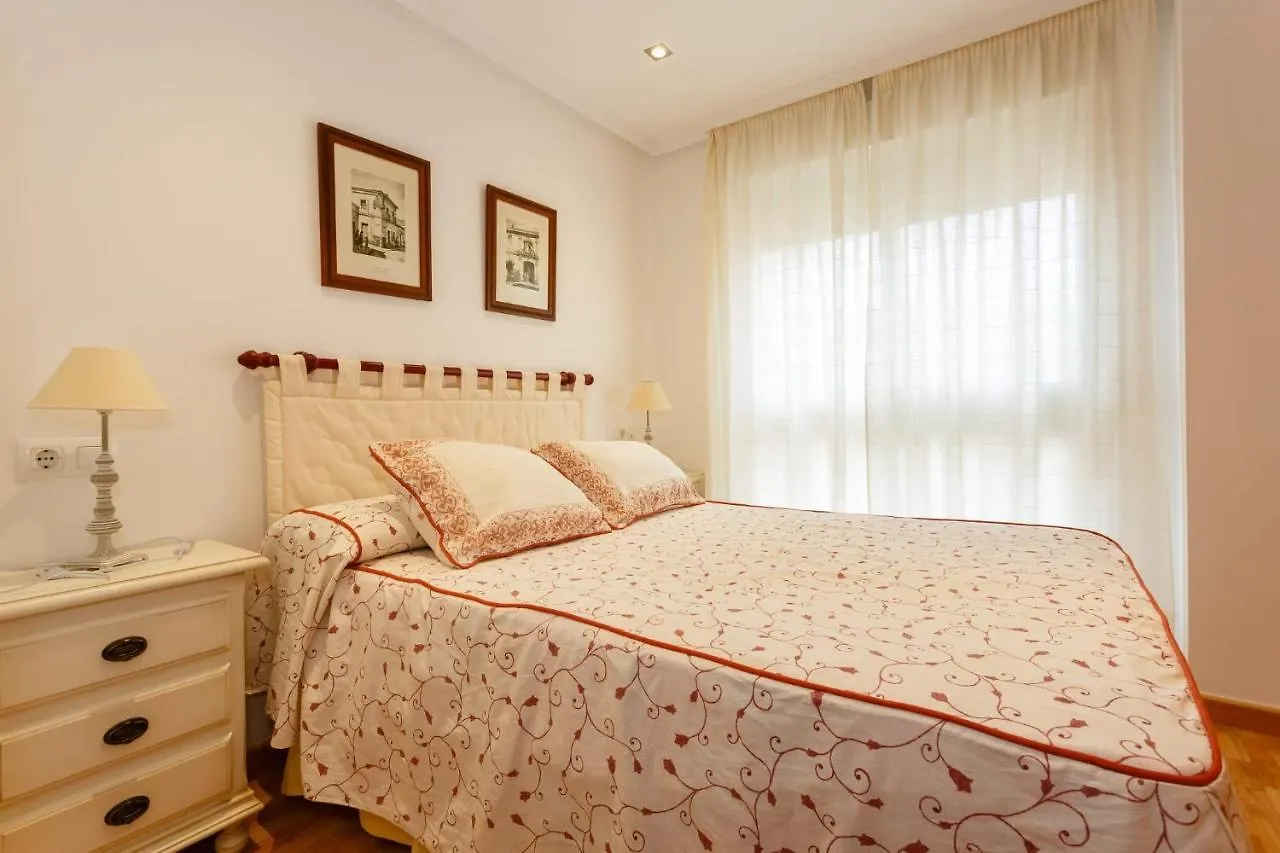 Apartment Gatu Villa Elvira Junto Al Hospital Y Playa 2 Dormit Y 2 Banos, Preferente Mayores De 25 Anos Y Familias Cadiz